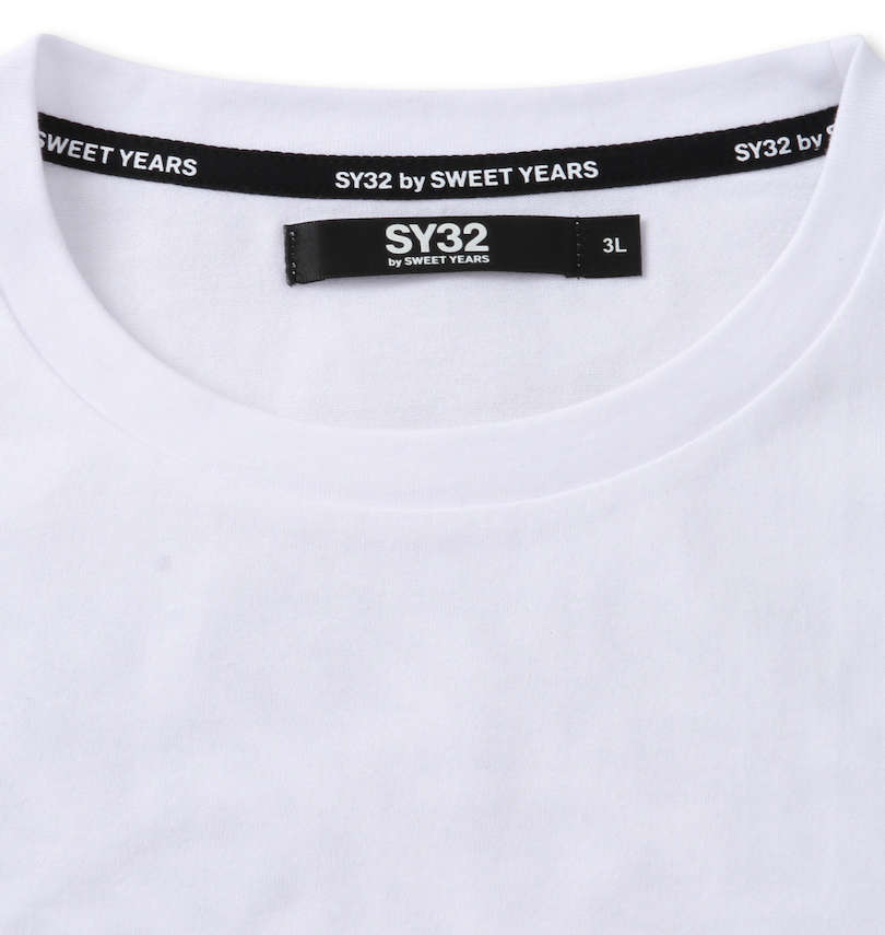 大きいサイズ メンズ SY32 by SWEET YEARS (エスワイサーティトゥバイスィートイヤーズ) NEWロゴバックプリント半袖Tシャツ 襟の消臭テープ