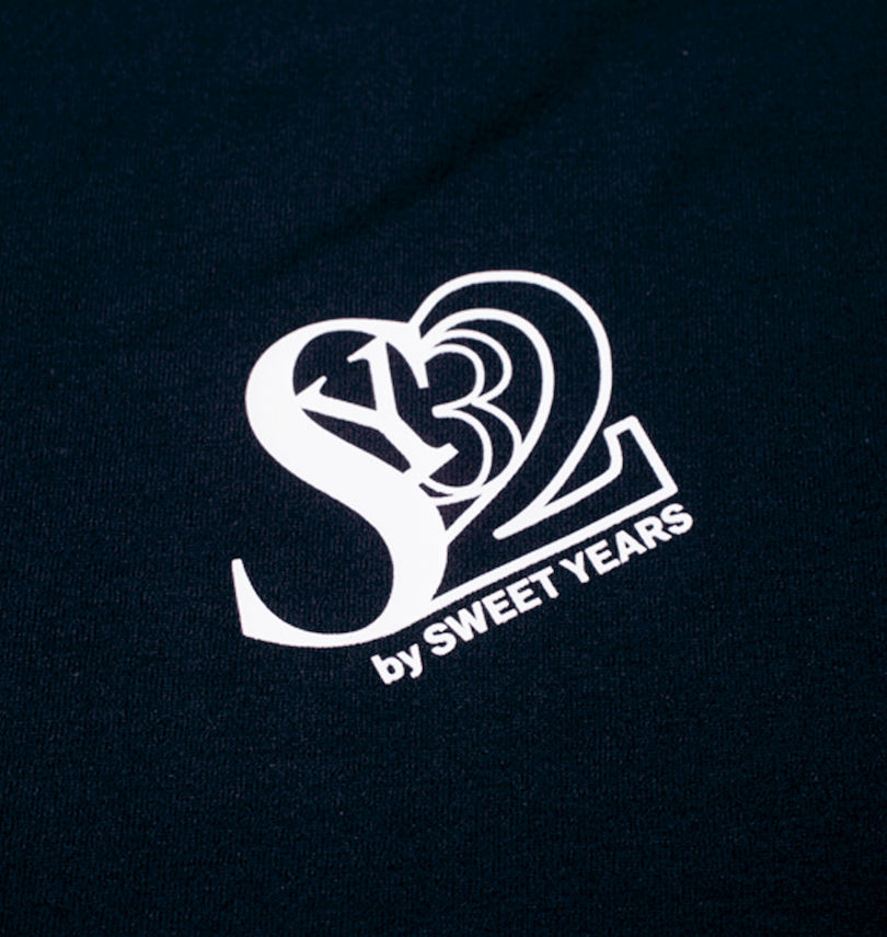 大きいサイズ メンズ SY32 by SWEET YEARS (エスワイサーティトゥバイスィートイヤーズ) ミニシンボリックマーク長袖Tシャツ
                        胸プリント