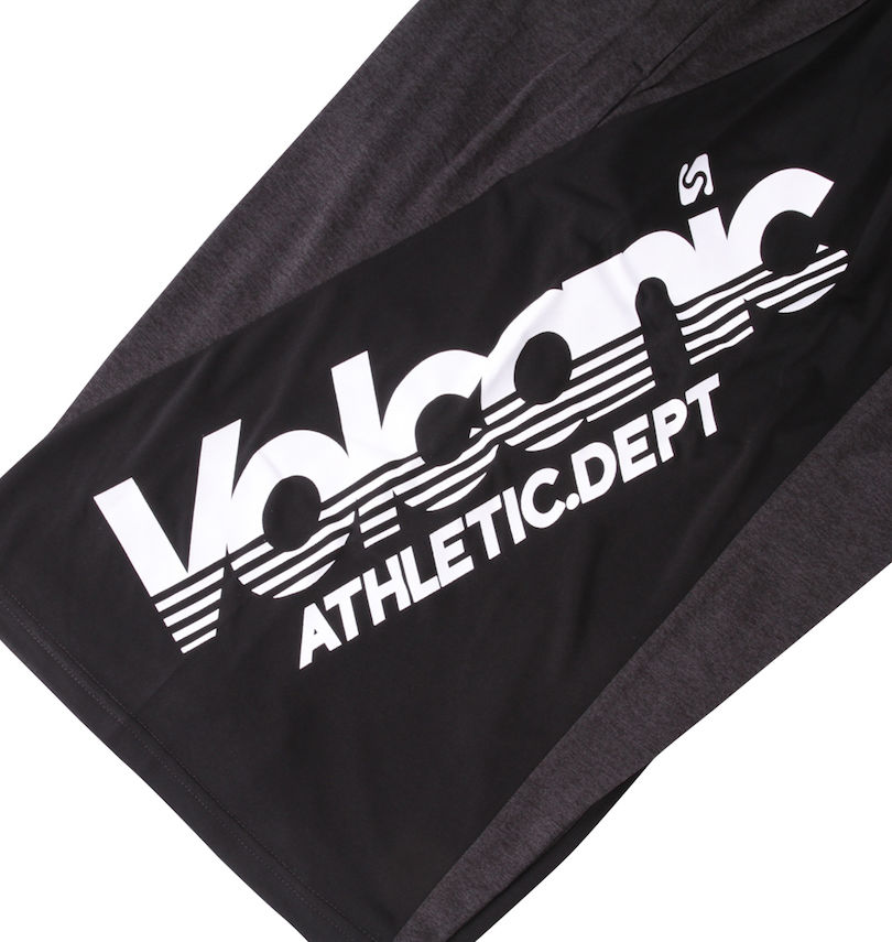大きいサイズ メンズ VOLCANIC (ヴォルケニック) カチオン天竺切替半袖Tシャツ+ハーフパンツ
                        パンツ左サイドプリント