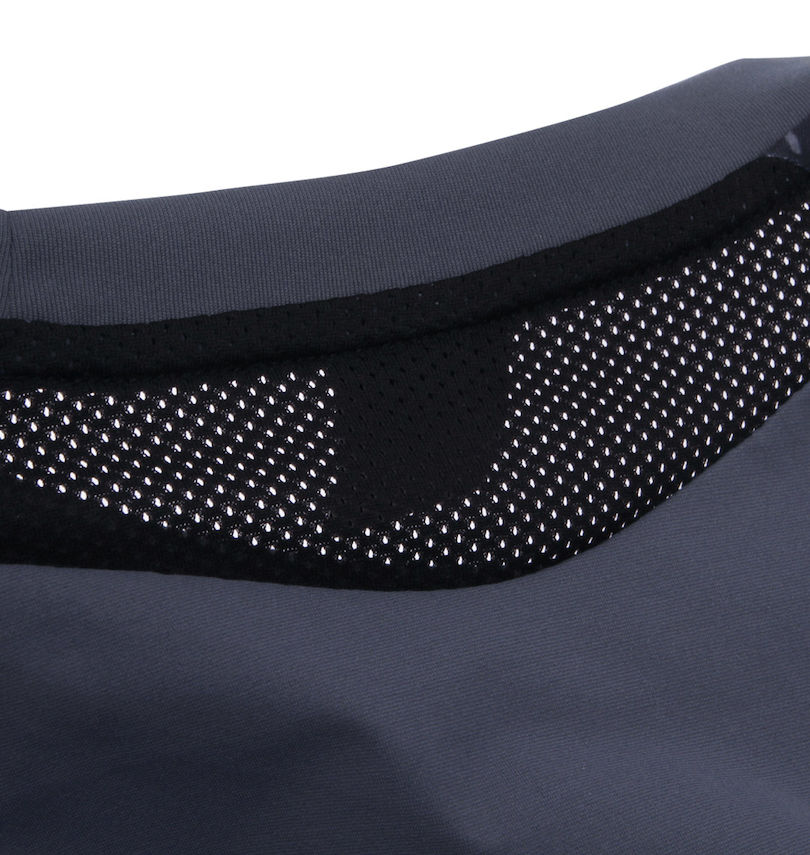 大きいサイズ メンズ UMBRO (アンブロ) フィールテック長袖プラクティスシャツ
                        バック襟下切替部分